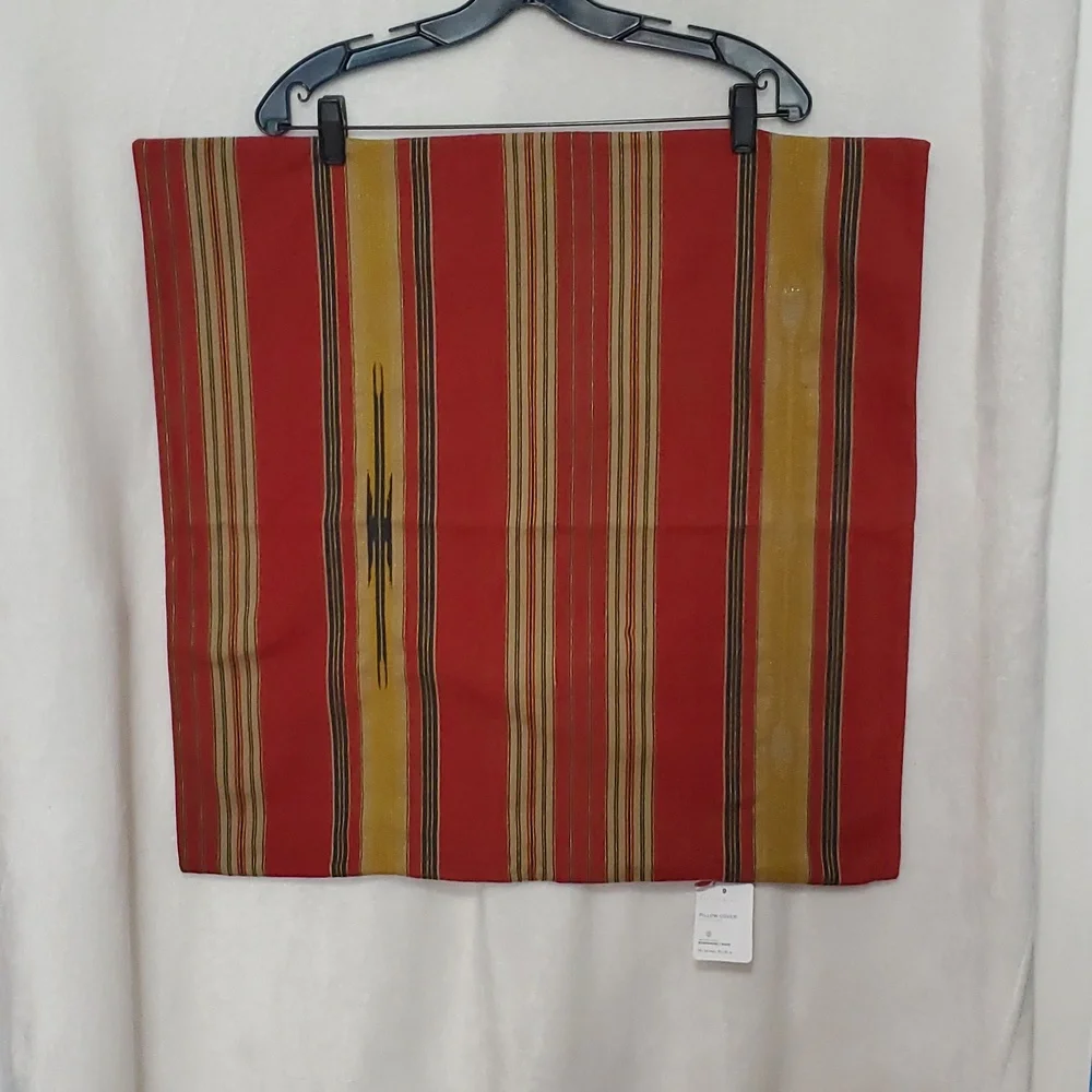 NWT Pottery Barn Parkston Stripped 24